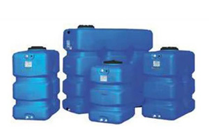 CUVE STOCKAGE VERTICALE BLEUE EN PE POUR ESPACE REDUIT 800L